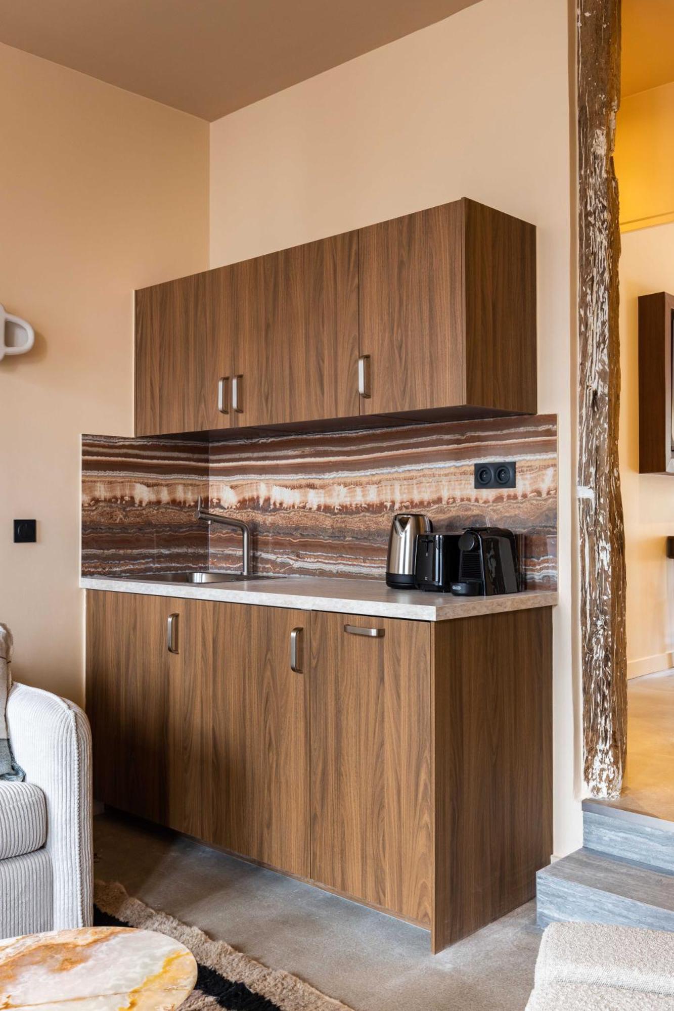 Magnificent - 3bd-8p - Coeur Du Marais Apartment *